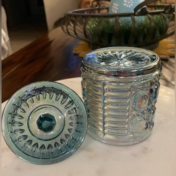 Vintage Indiana Glass Windsor Royal Brighton sugar bowl with a lid. - Picture 8 of 17